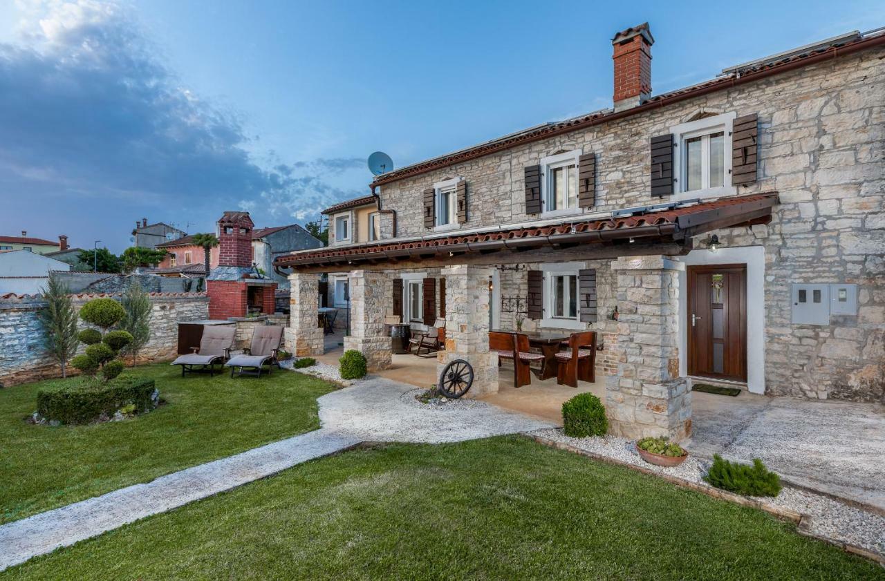 Holiday Home Ana Kanfanar Esterno foto
