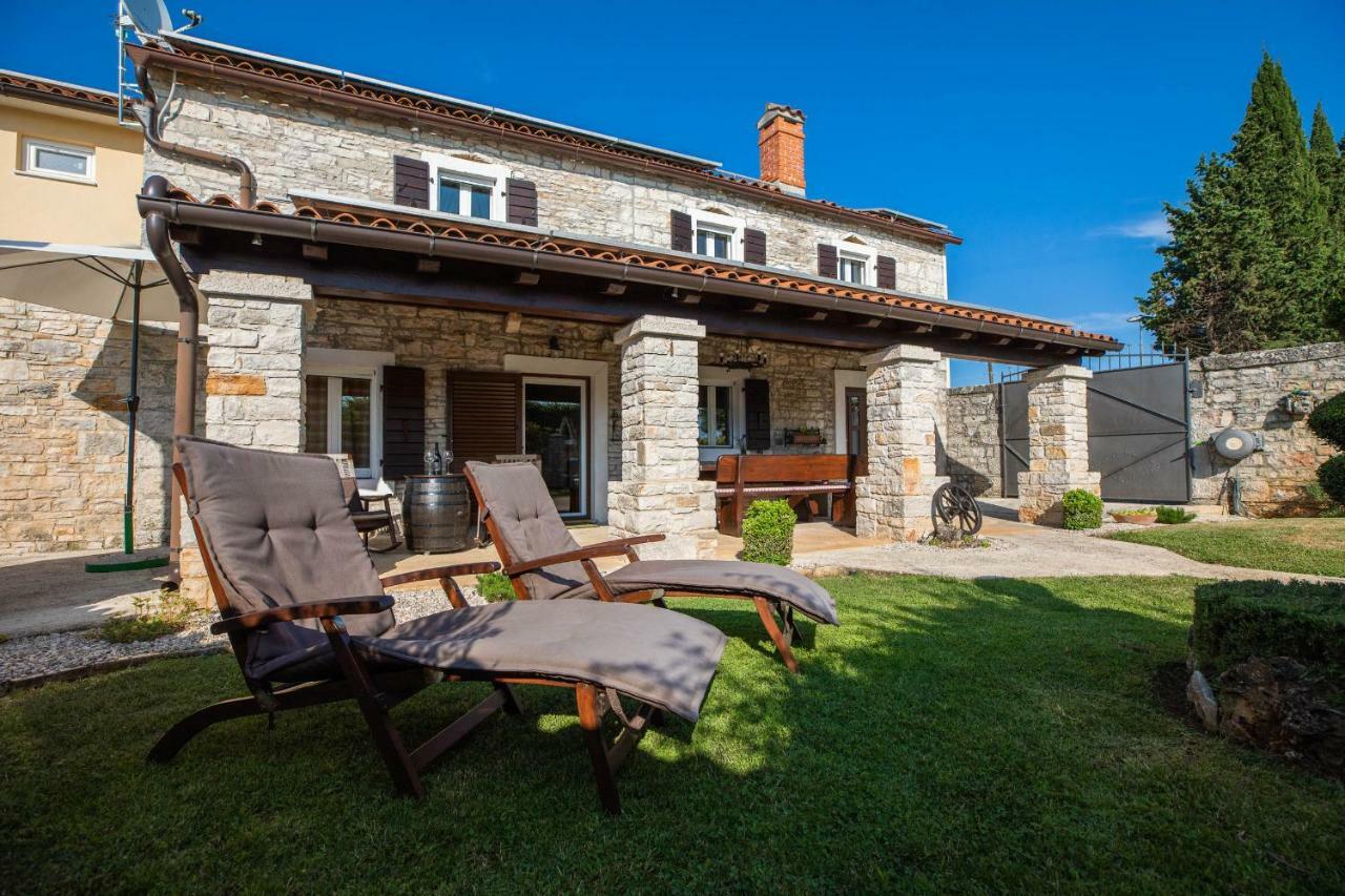 Holiday Home Ana Kanfanar Esterno foto
