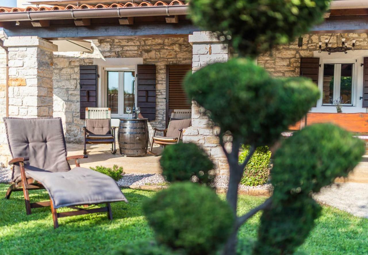 Holiday Home Ana Kanfanar Esterno foto
